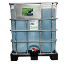 Lade das Bild in den Galerie-Viewer, Bauer Blue - Scheibenreiniger 1.000L IBC-Container gebrauchsfertig - Apfelduft - pfandfrei
